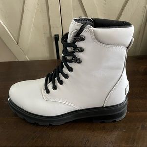 Sorel Lennox Lace Leather Waterproof Winter Boots Womens Size 7.5 Super Cute